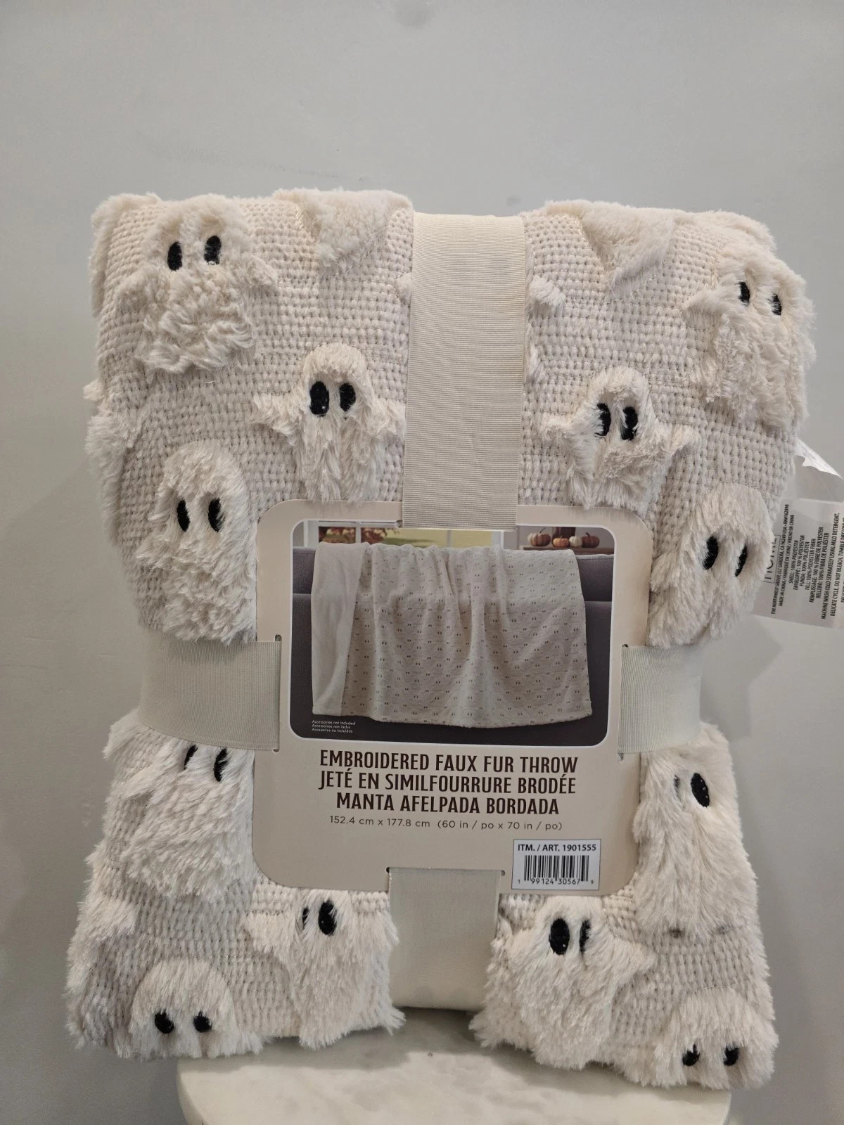 Costco Halloween Pick Ghost Cat Pumpkin Faux Fur Throw NWT Same Day Ship Viral Costco Halloween Pick Ghost Cat Pumpkin Faux Fur Throw NWT Same Day Ship Viral
