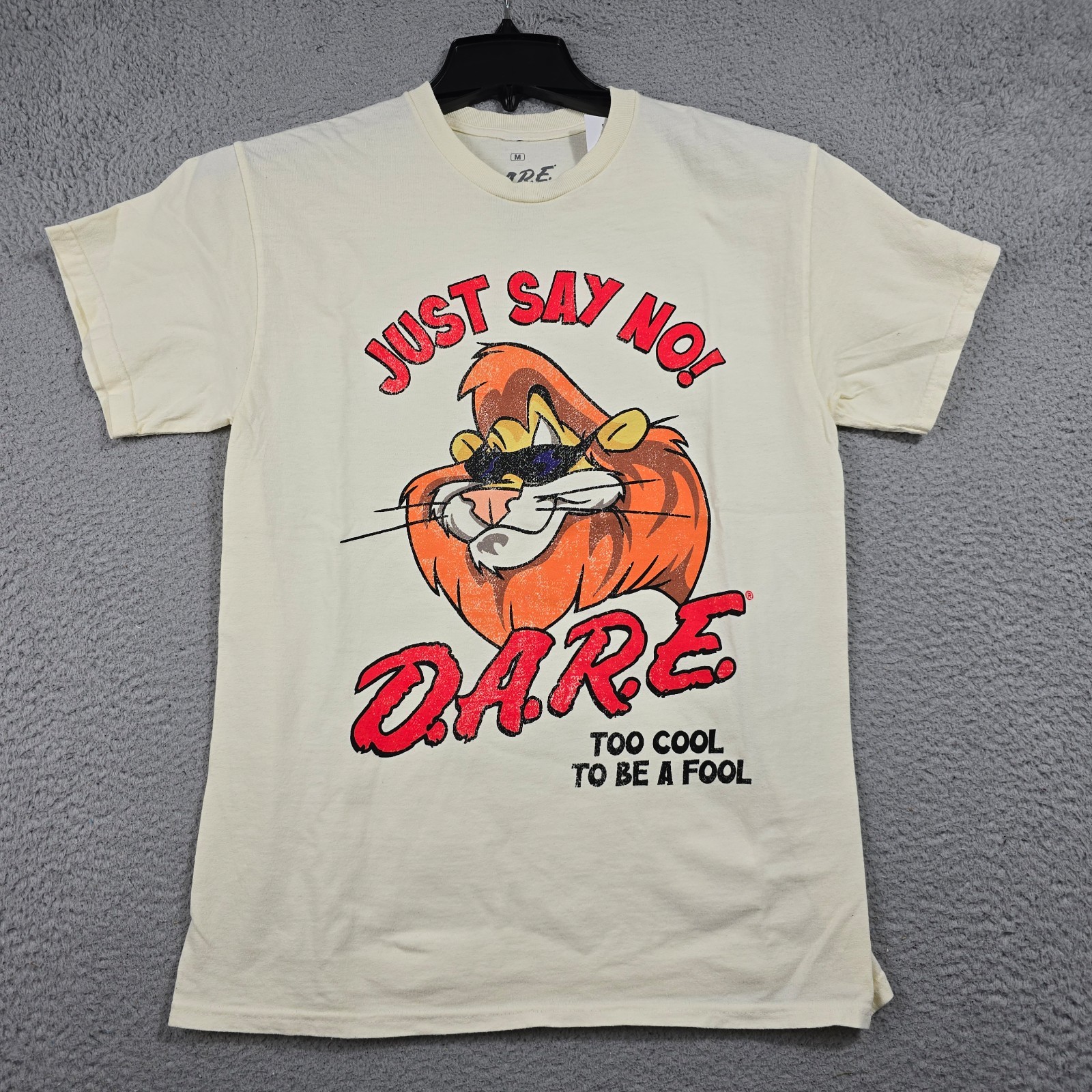 DARE Lion SHIRT Men Medium Yellow Keep Kids OFF Drugs Daren Just Say No 90 NWT C DARE Lion SHIRT Men Medium Yellow Keep Kids OFF Drugs Daren Just Say No 90 NWT C