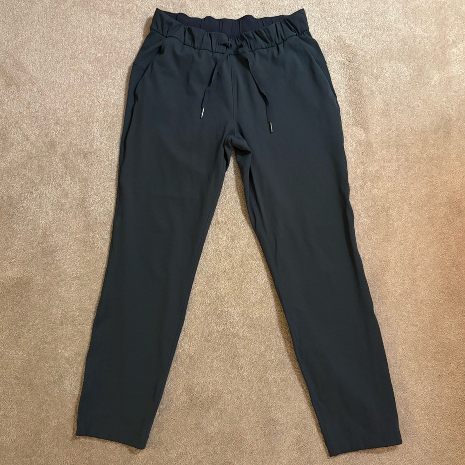 NWOT - Lululemon Cropped Pants NWOT - Lululemon Cropped Pants