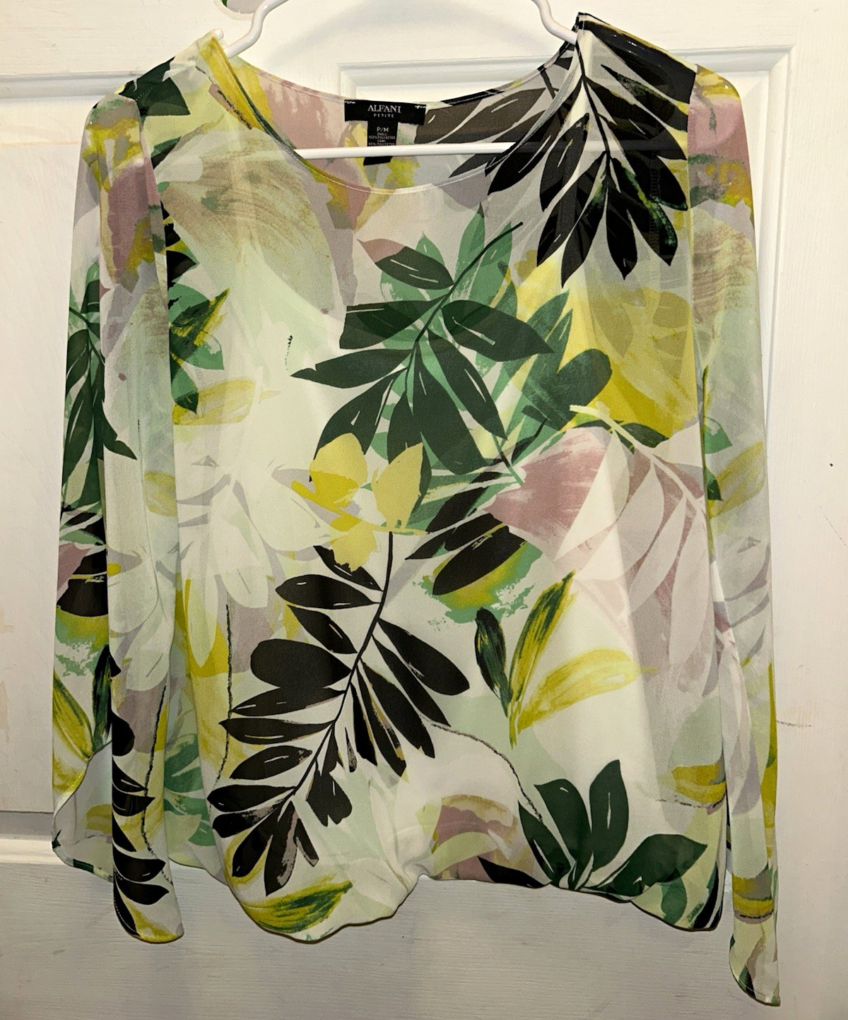 Alfani Women’s Petite PM Multicolor Floral Sheer Chiffon Scoop Neck Blouse