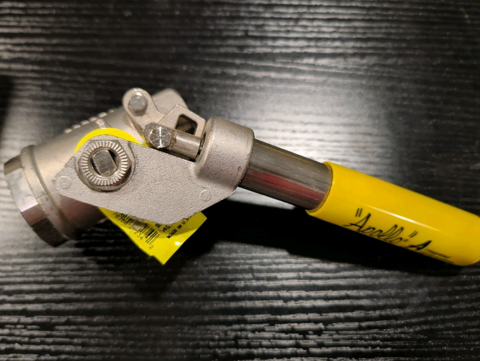 1 Piece APOLLO CF8M BALL VALVE 1\