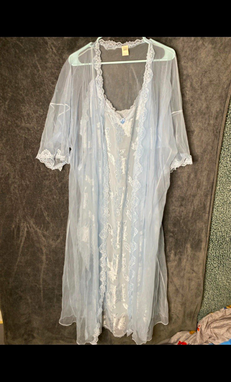 VTG 70s Lady Vanderbilt Peignoir Set Plus Size 2X Blue Lace Maxi Nightgown Robe