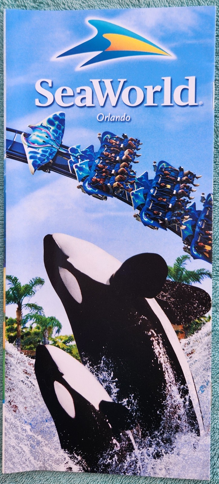 2010 SeaWorld Orlando 24 Page Souvenir Guidebook - Shamu, Manta Coaster 2010 SeaWorld Orlando 24 Page Souvenir Guidebook - Shamu, Manta Coaster