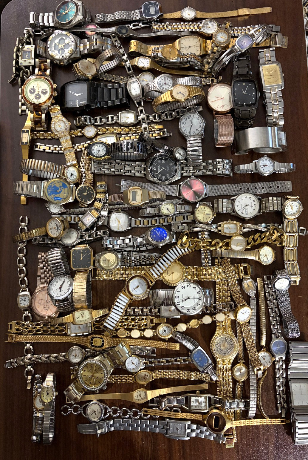 HUGE Lot 80 Vintage Now Watches few run GoldSilverBLK Tone Gruen SEIKO Citizen++