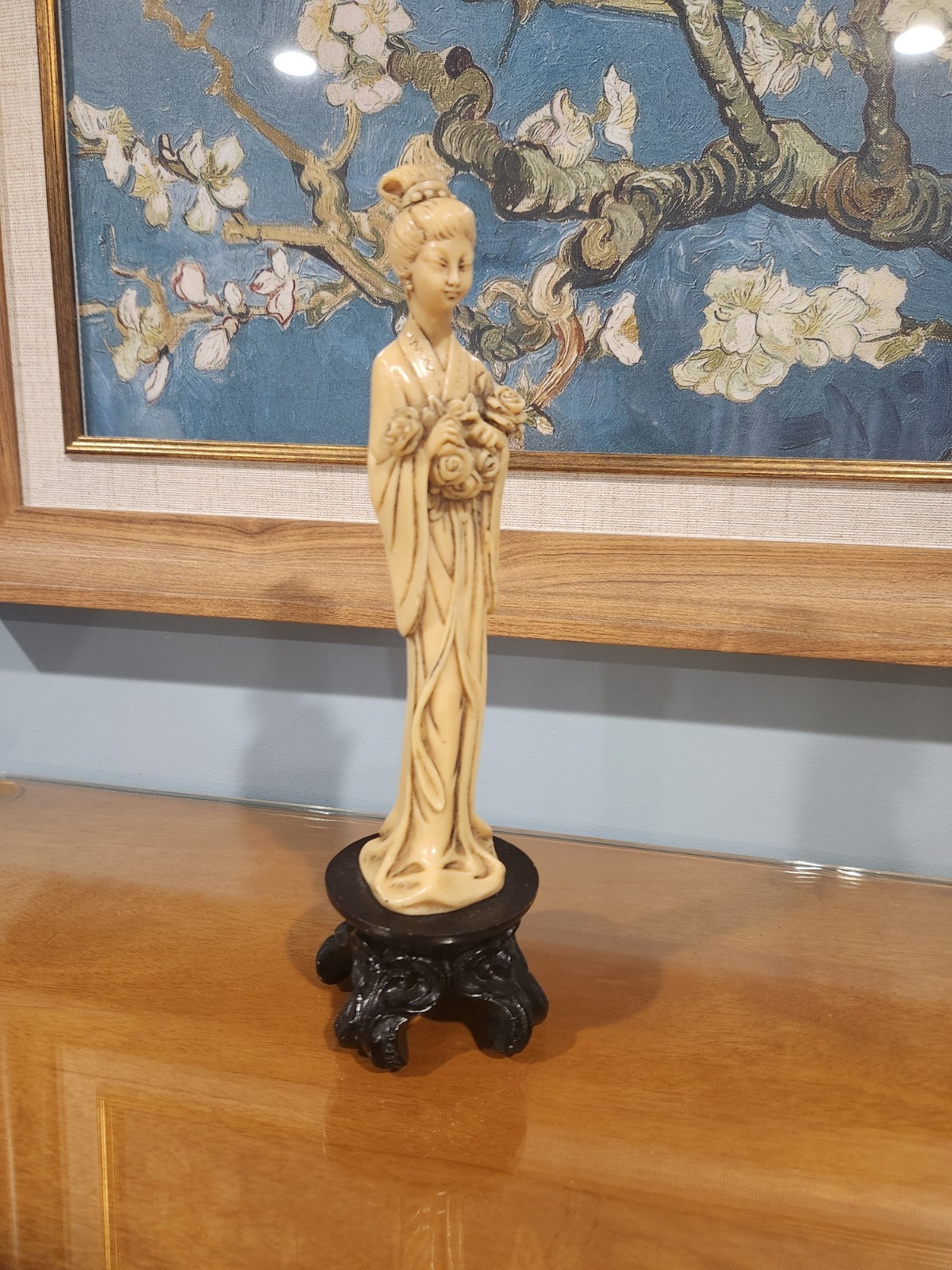Asian Japanese Geisha Girl Holding Flowers Resin Statue on Base