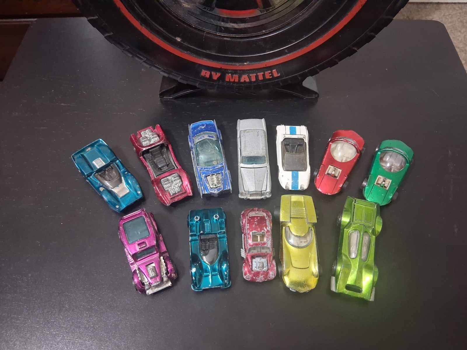 Vintage Hot Wheels Redline Case With Lot Of 12 Cars