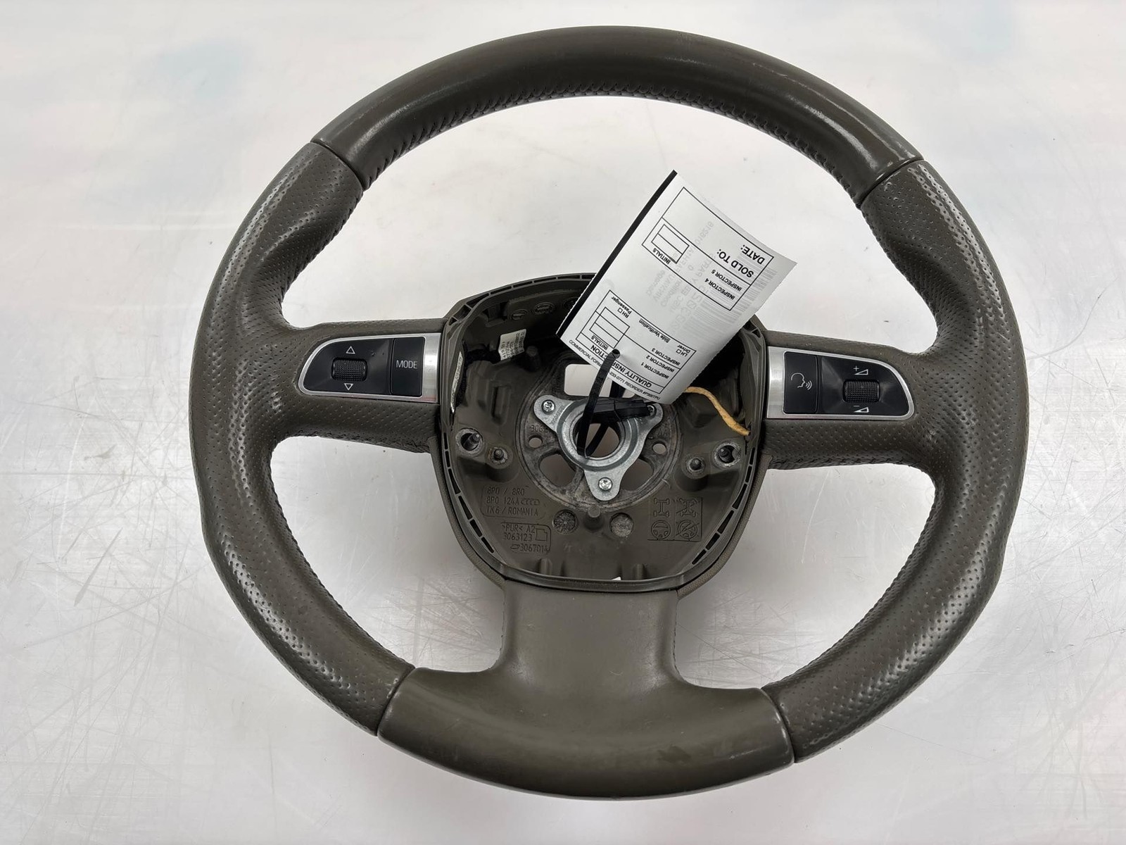 10-17 Audi A5 2L 2dr Steering Wheel W/ Switch Button OEM 10-17 Audi A5 2L 2dr Steering Wheel W/ Switch Button OEM