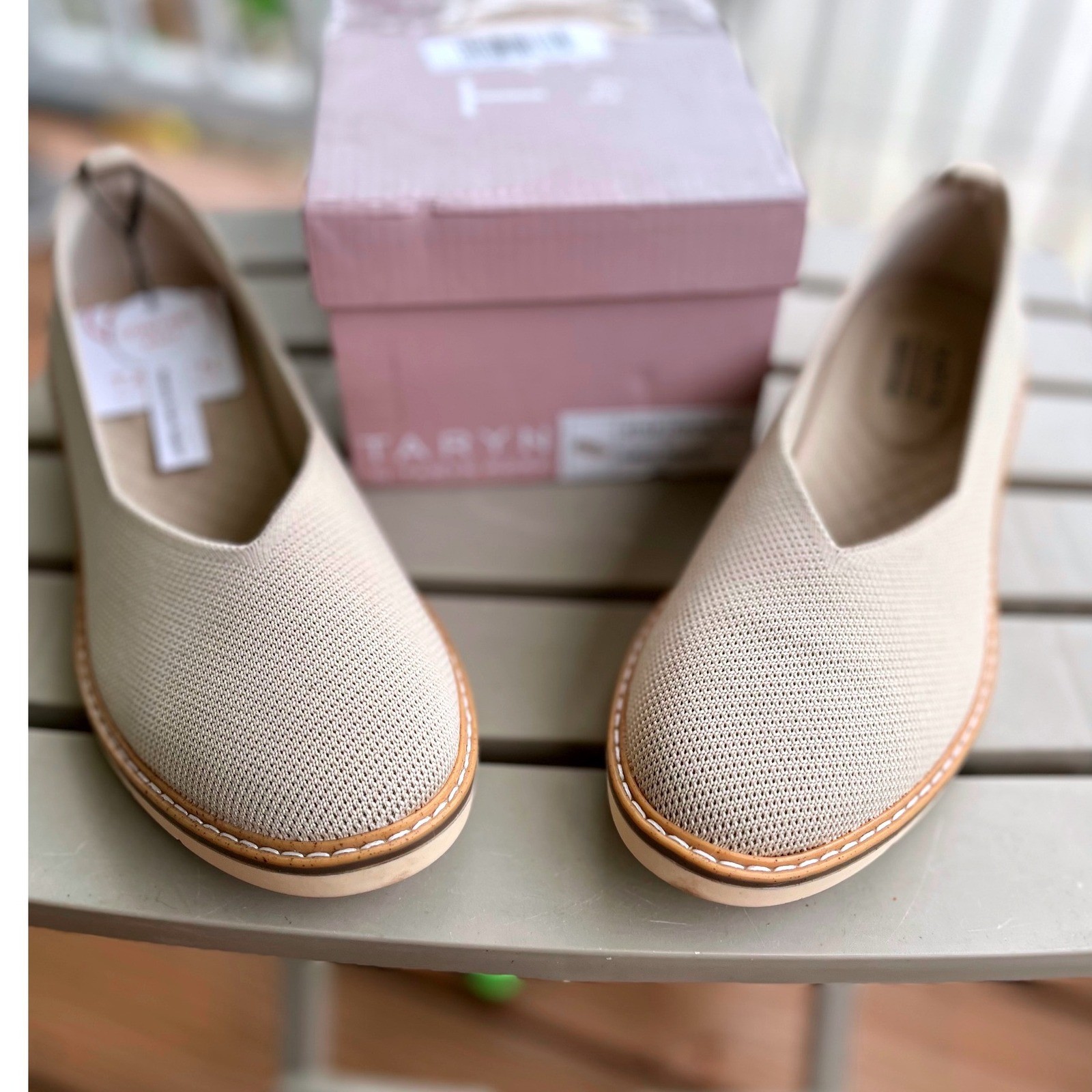 Taryn by Taryn Rose Spiller Beige Comfort Knit Memory Foam Flats Size 9