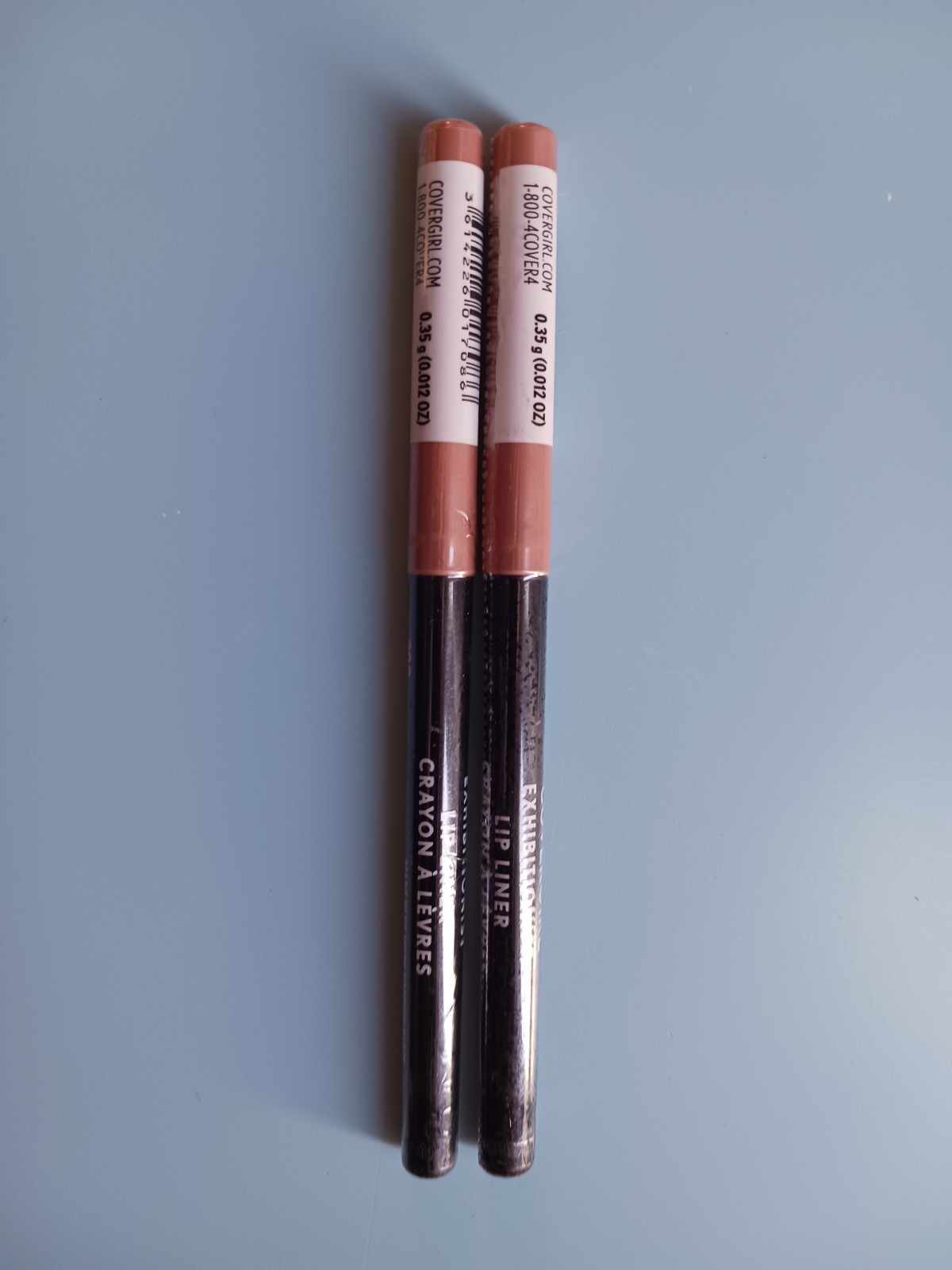 2 Covergirl Exhibitionist Lip Liners 200 In The Nude Manufacture Sealed RARE 2 Covergirl Exhibitionist Lip Liners 200 In The Nude Manufacture Sealed RARE