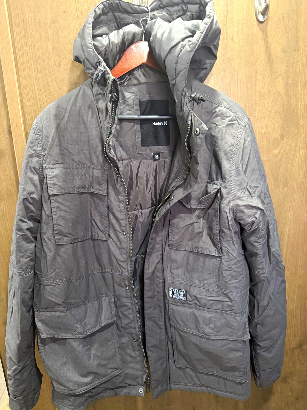 Hurley Men\'s Gray Hooded Full Zip Jacket w/ Pockets Size M Regular Fit Hurley Men\'s Gray Hooded Full Zip Jacket w/ Pockets Size M Regular Fit