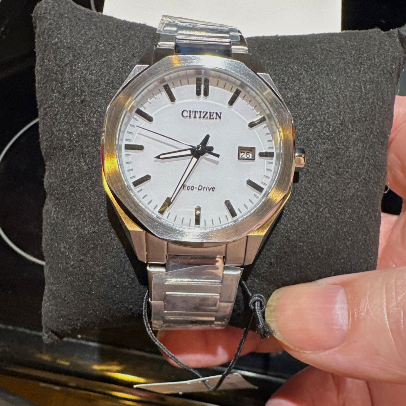 Citizen Eco-Drive Men\'s Quartz Date White Dial SS Silver Bracelet Box Manual Citizen Eco-Drive Men\'s Quartz Date White Dial SS Silver Bracelet Box Manual