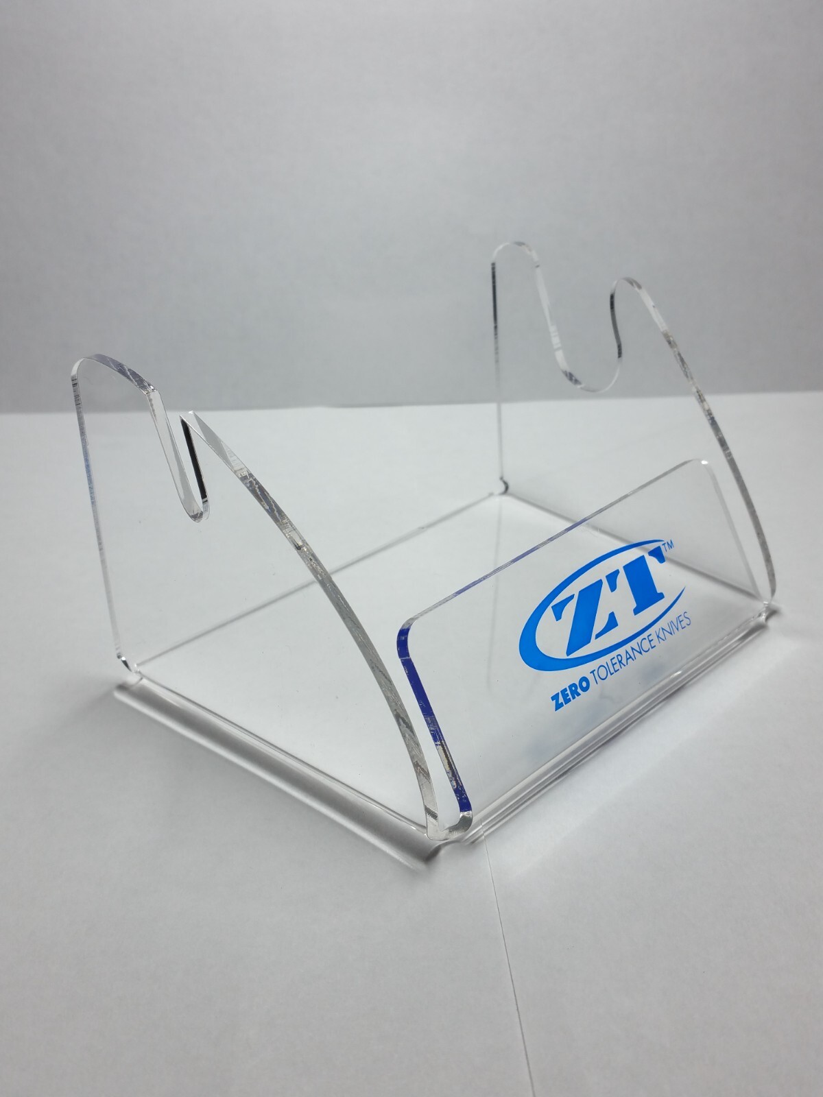 NEW - Zero Tolerance - 1 Knife SINGLE Display Stand Clear Acrylic for Knifes #@.