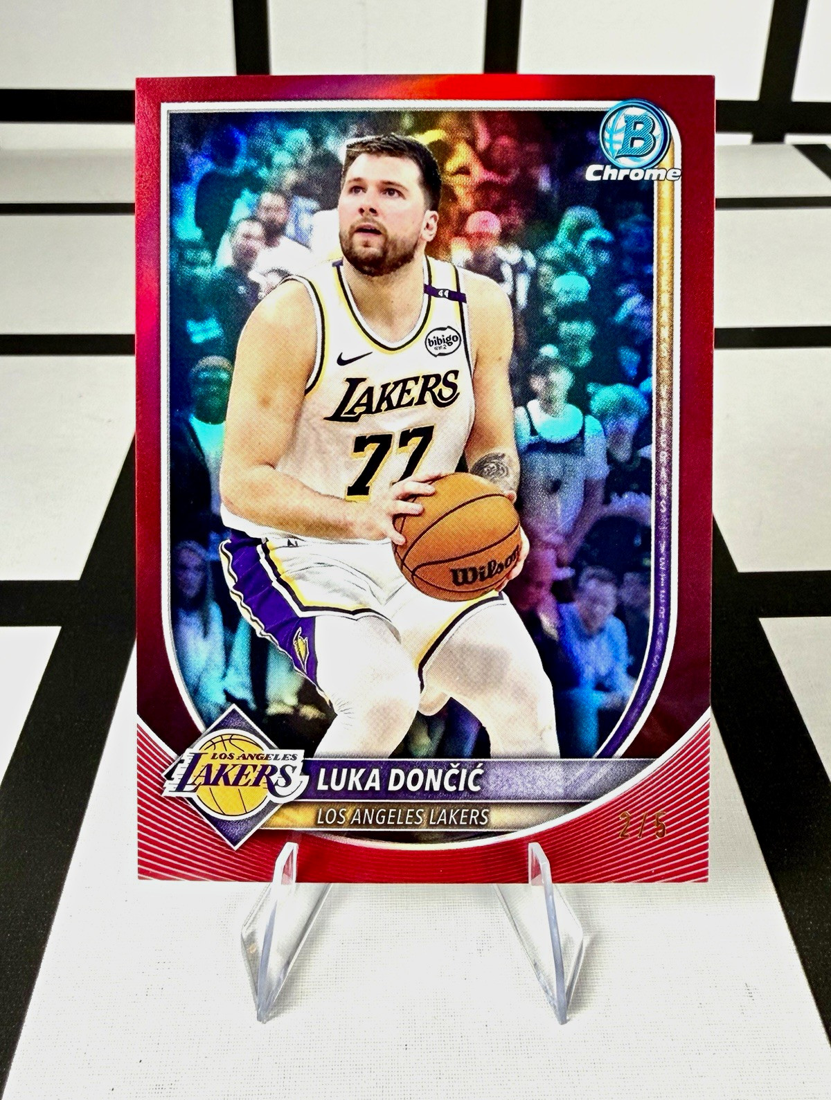 2025 - 2026 Bowman Chrome Luka Dončić True Red Refractor /5 BCV-123 Doncic 