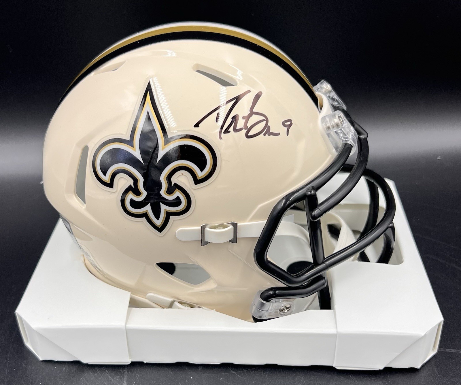 Drew Brees Signed Autographed Saints Retro Mini Helmet Beckett BAS Drew Brees Signed Autographed Saints Retro Mini Helmet Beckett BAS
