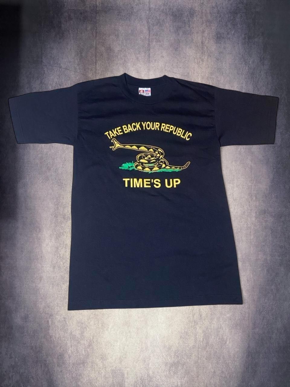 Vintage 90s black and yellow \