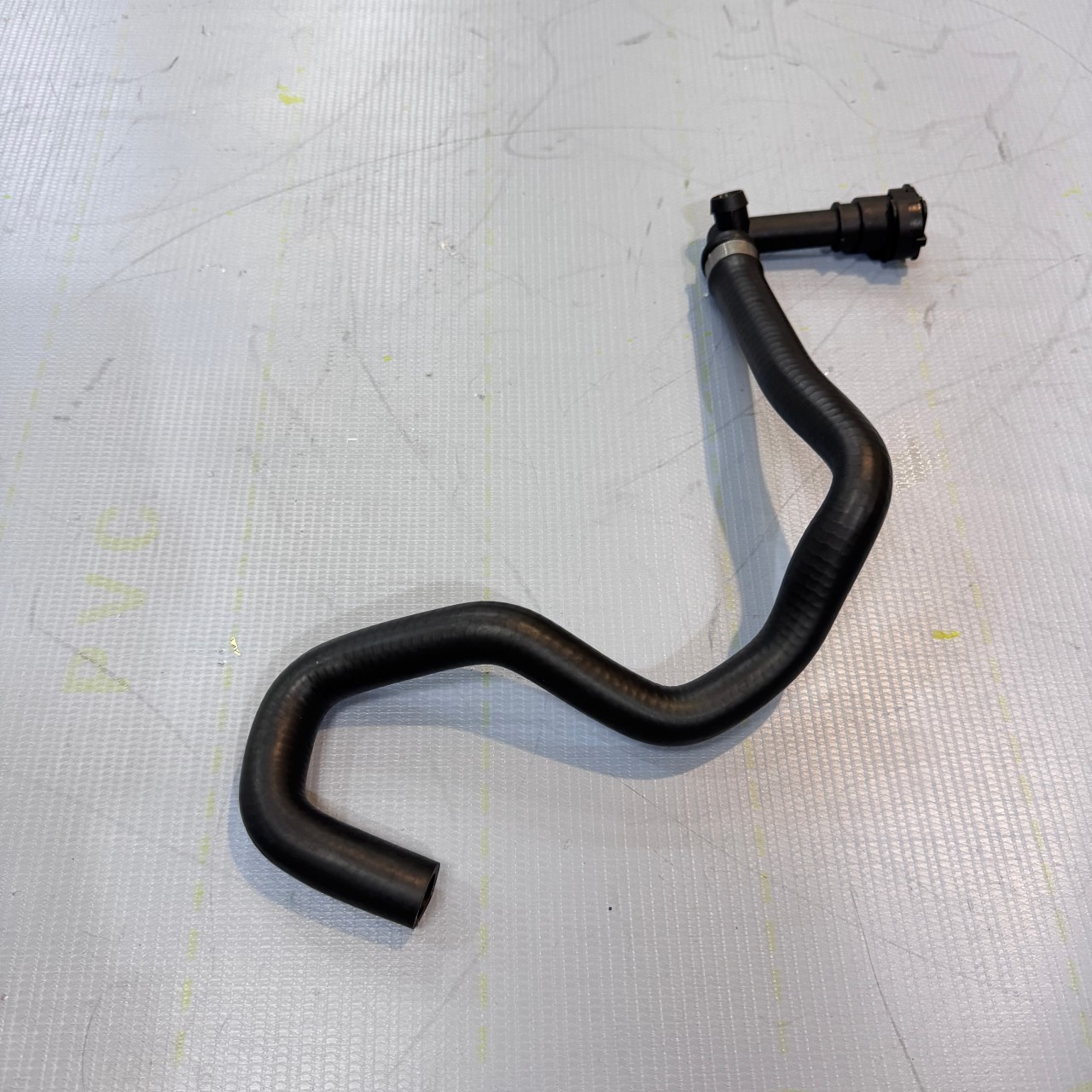 HVAC Heater Hose Fits Volvo 2016-2022 31338301 HVAC Heater Hose Fits Volvo 2016-2022 31338301