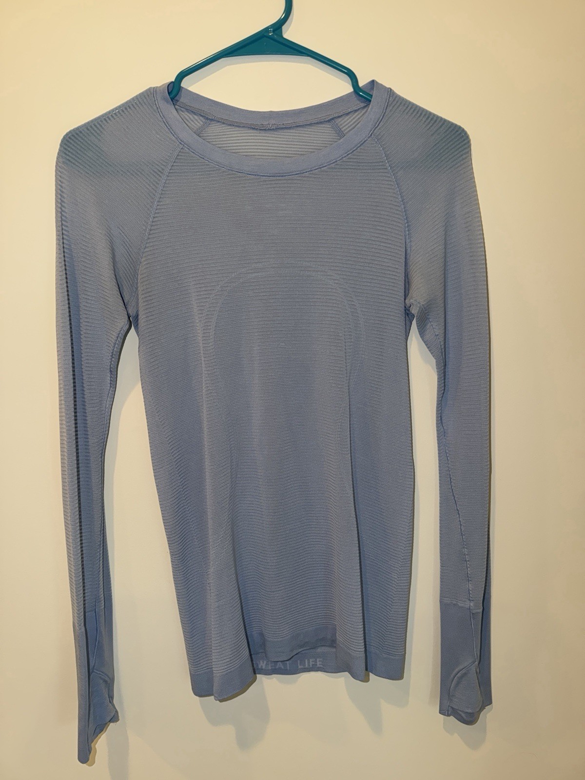 Lululemon Women\'s Blue Long Sleeve Size 4