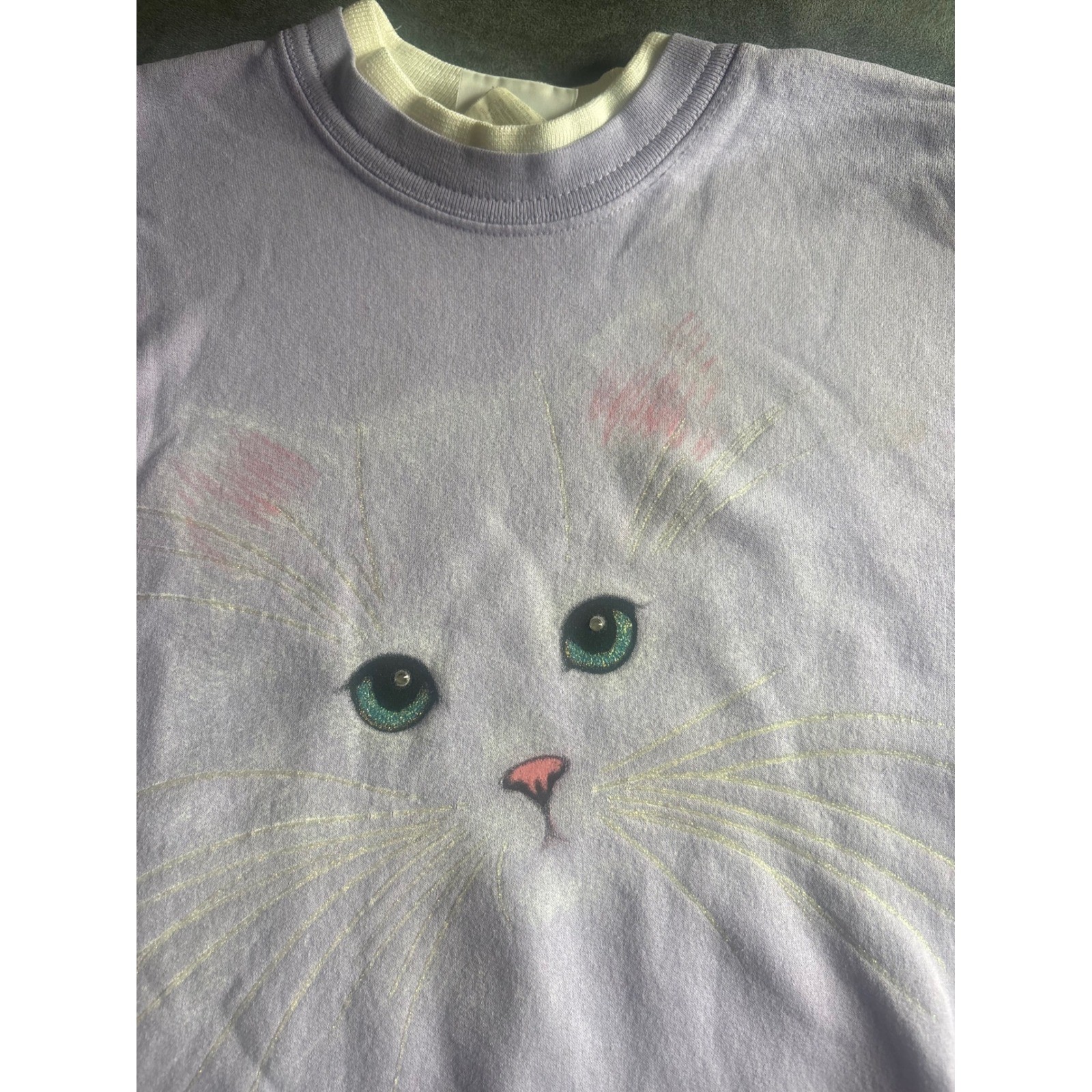 VTG Morning Sun Vintage Lavender Purple Cat Graphic  Medium