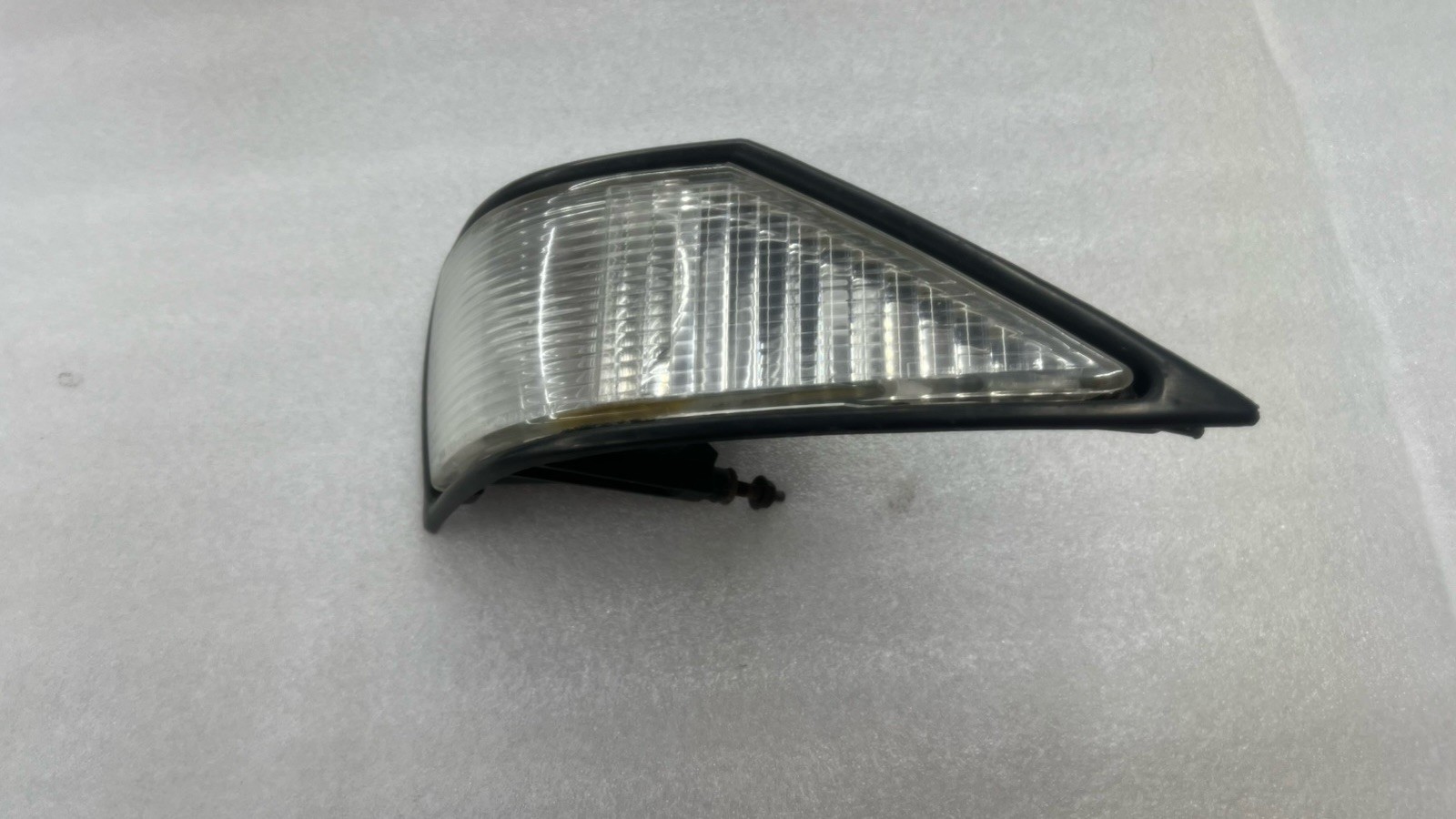 1988-1993 buick regal 2DR LH drivers front turn signal lamp assembly OEM 89 90 