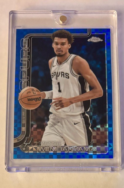 2025-26 Topps Chrome - Victor Wembanyama #221 Blue X-Fractor 2025-26 Topps Chrome - Victor Wembanyama #221 Blue X-Fractor