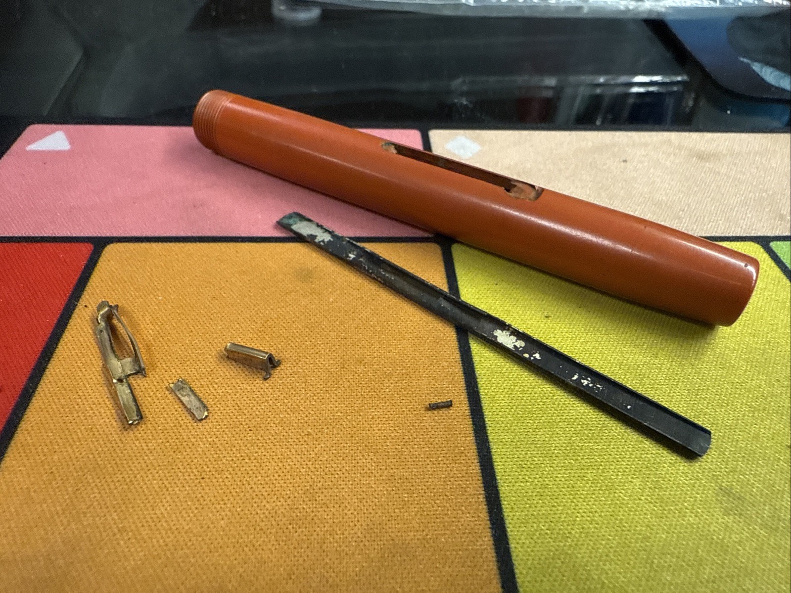 VINTAGE WATERMAN 55 FOUNTAIN PEN BARREL CARDINAL RED & original sax bar - crack VINTAGE WATERMAN 55 FOUNTAIN PEN BARREL CARDINAL RED & original sax bar - crack
