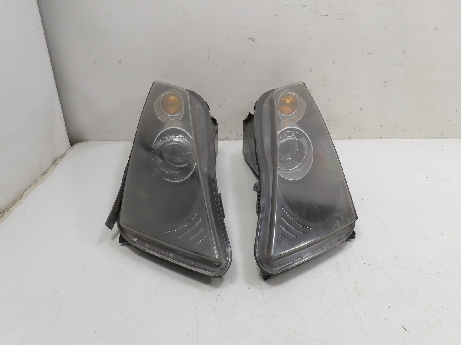 06 Lamborghini Gallardo #1310 Headlight Pair Left & Right Damage OEM 401941003F,