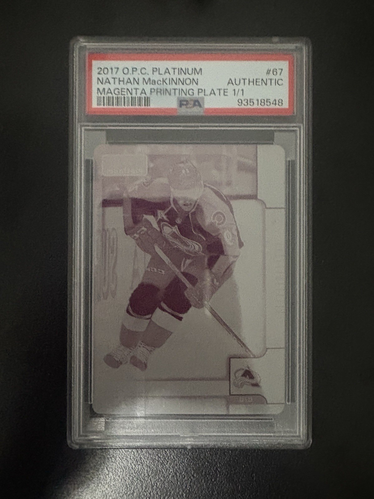 Upper Deck 2017-18 OPC Platinum Nathan MacKinnon #67 Magenta Plate 1/1 PSA
