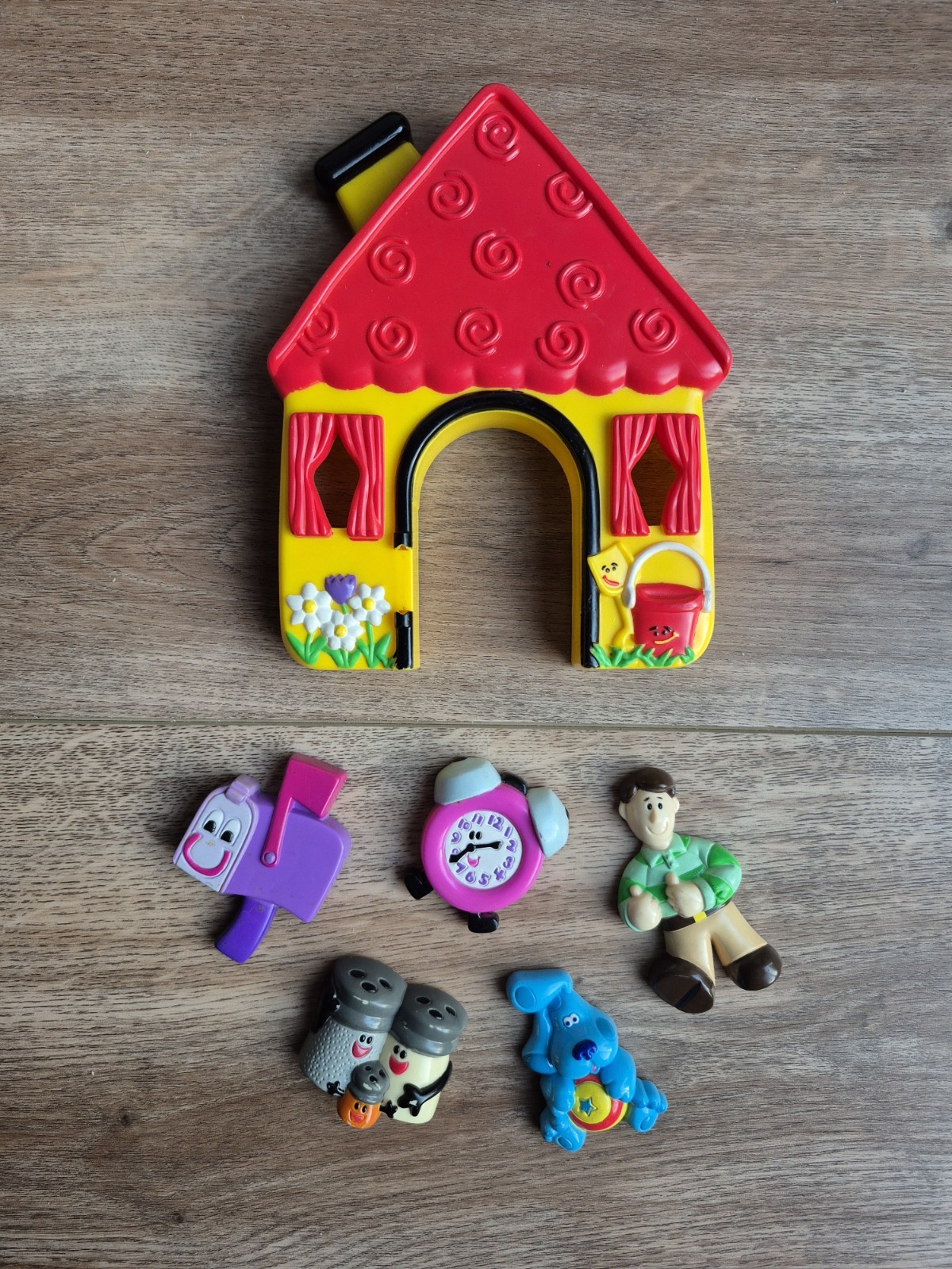 Vintage 1999 Blues Clues Tyco Preschool Toys Magnet House Playset *Missing Door*