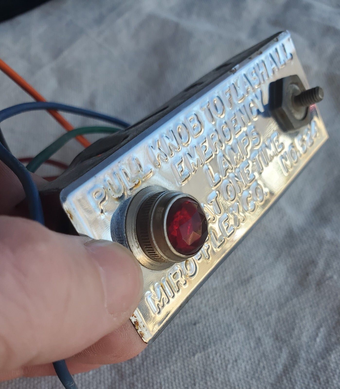 Vintage Red Jewel Indicator Emergency Flasher Control Module Miro-Flex Co No 524 Vintage Red Jewel Indicator Emergency Flasher Control Module Miro-Flex Co No 524
