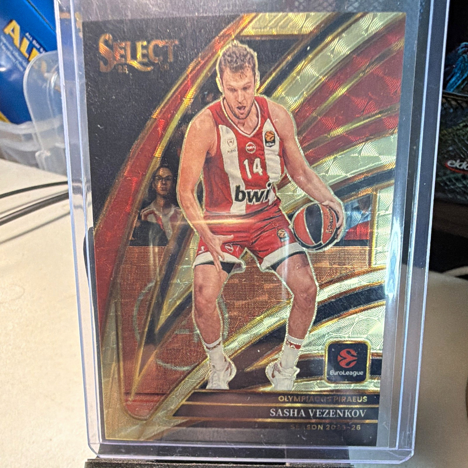 Panini 2025-26 Select EuroLeague Courtside Gold Prizm Sasha Vezenkov 1/1 #265