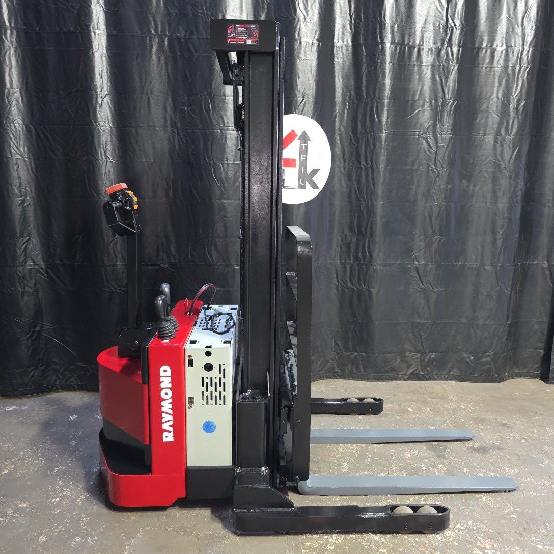 2023 Raymond RSS40 With New Battery, 3750 LB, 2-Stage Mast 128\