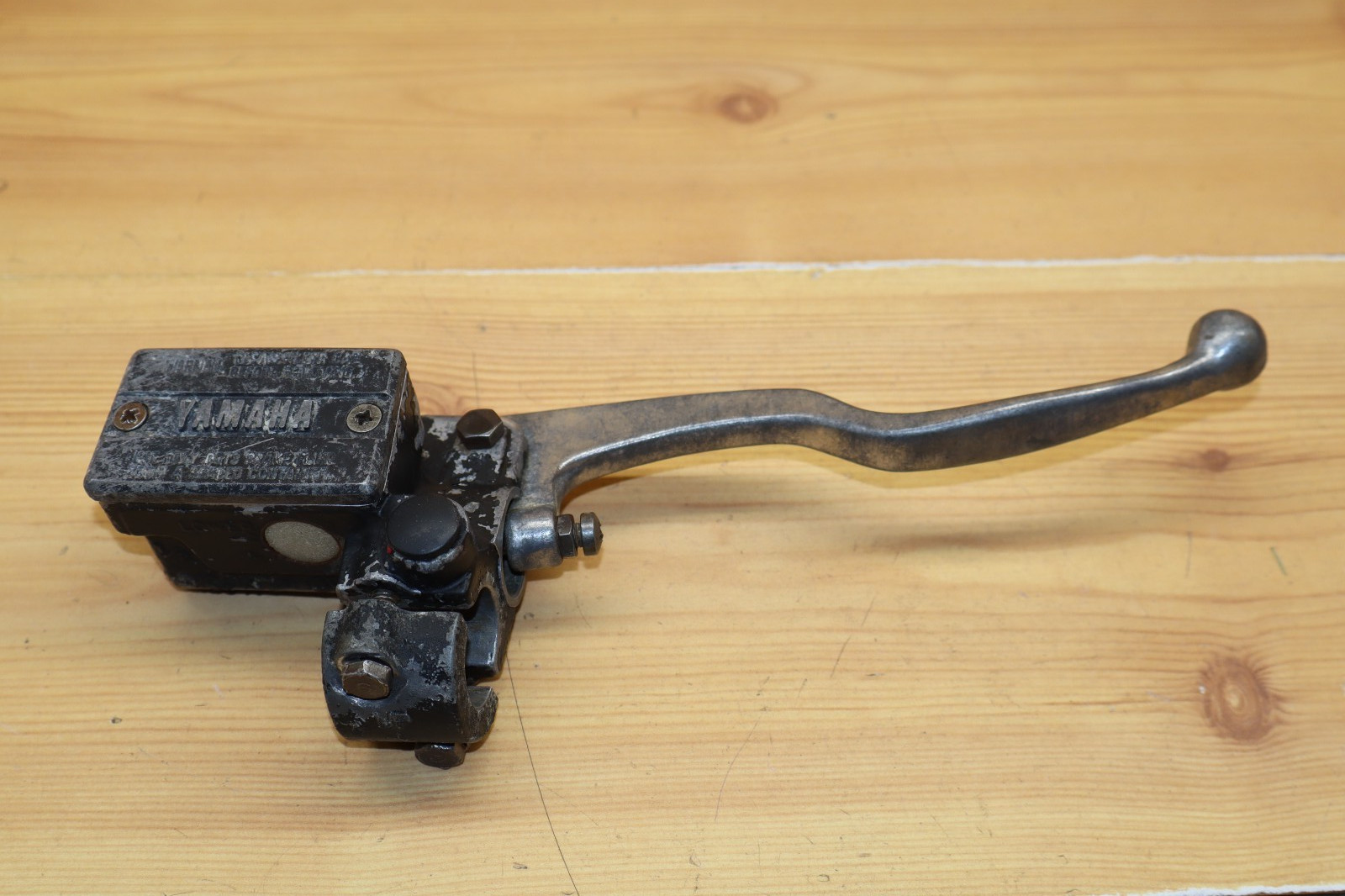 1985 Yamaha YTZ250 YTZ TRI-Z Front Brake Master Cylinder *Core* 3TB-25870-00-00