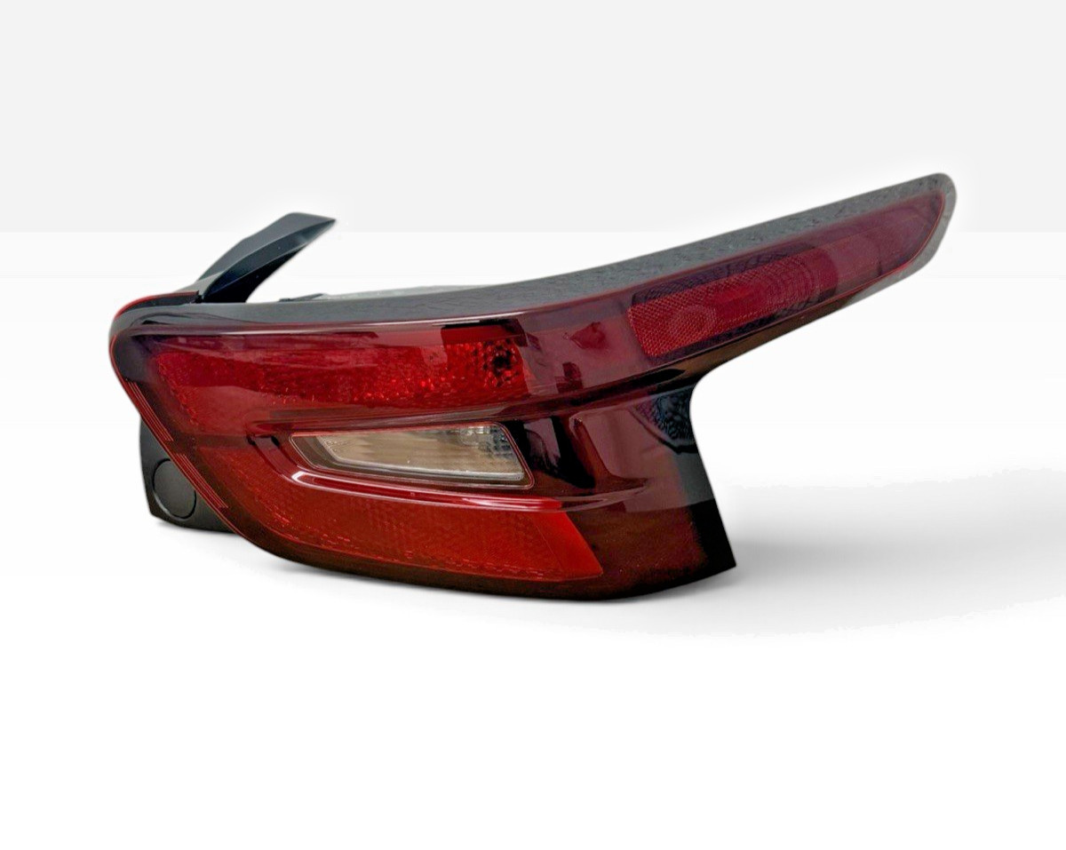 2024-2026 Chevy Trax Right Rear Halogen Tail Light Lamp Assembly OEM 42905696