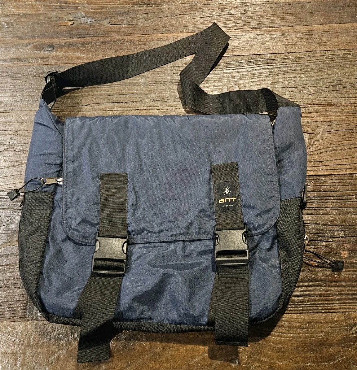 Rare Vintage ant Messenger Bag SF CA US Rare Vintage ant Messenger Bag SF CA US