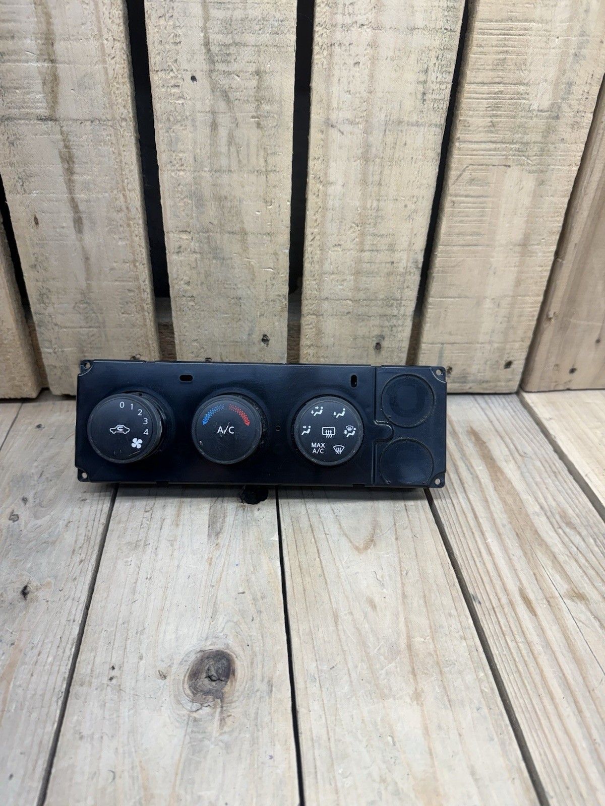 2004-2007 NISSAN TITAN CLIMATE HVAC AC CONTROL PANEL OEM