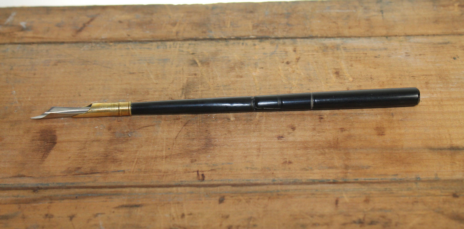 Vintage Antique Style Turned Black Horn Calligraphy Ink Dipping Pen Vintage Antique Style Turned Black Horn Calligraphy Ink Dipping Pen
