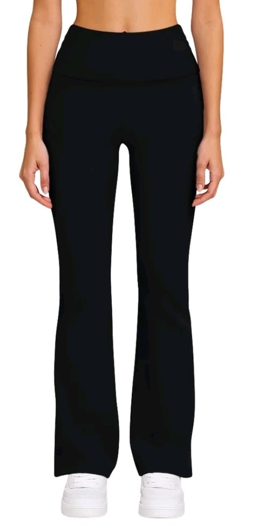No Boundaries Women\'s Black Flare Pant Size Medium 8/10