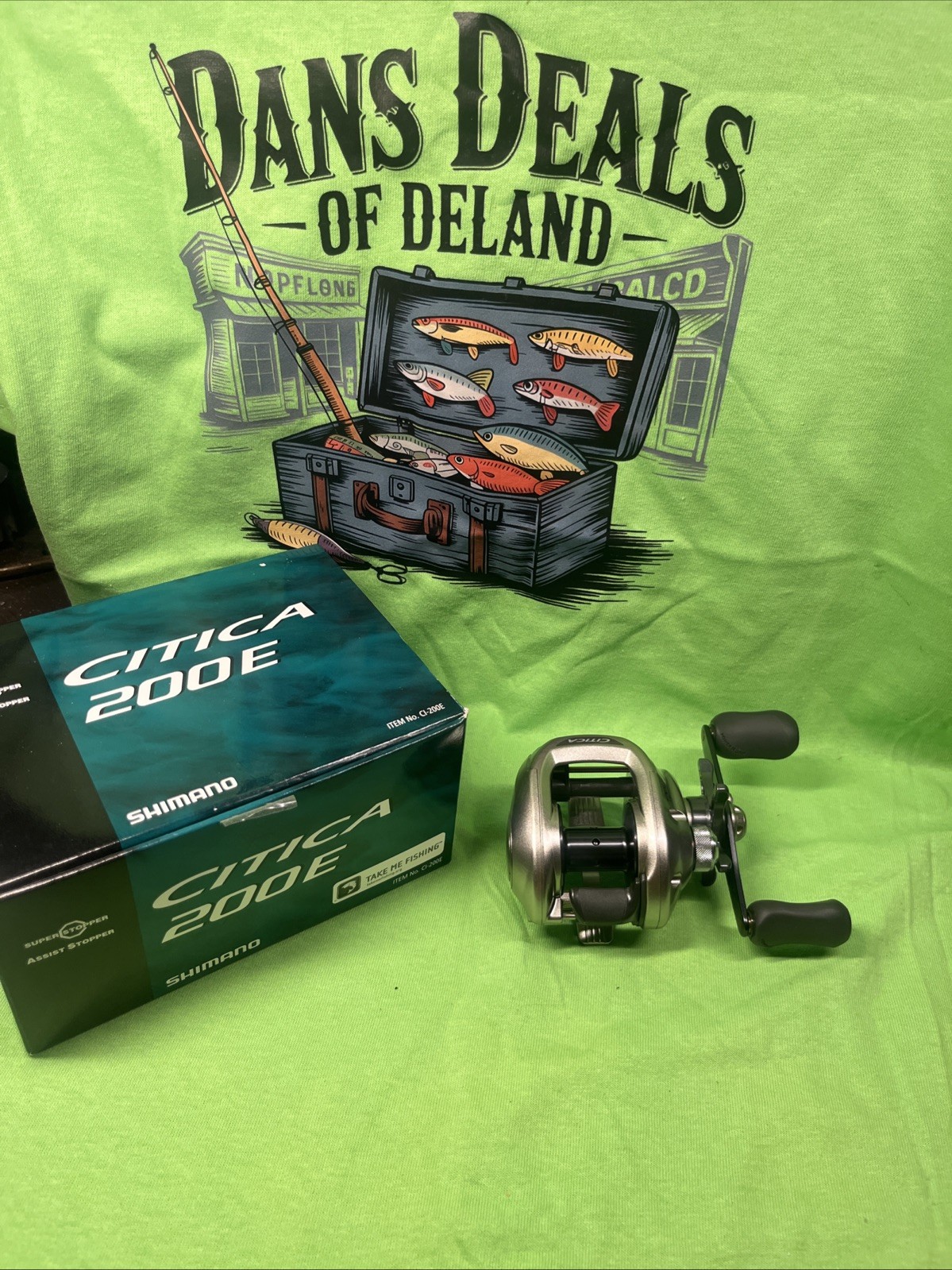 BRAND NEW Shimano Citica 200E Baitcast Reel NEW IN BOX Made in Japan RH CI-200E BRAND NEW Shimano Citica 200E Baitcast Reel NEW IN BOX Made in Japan RH CI-200E