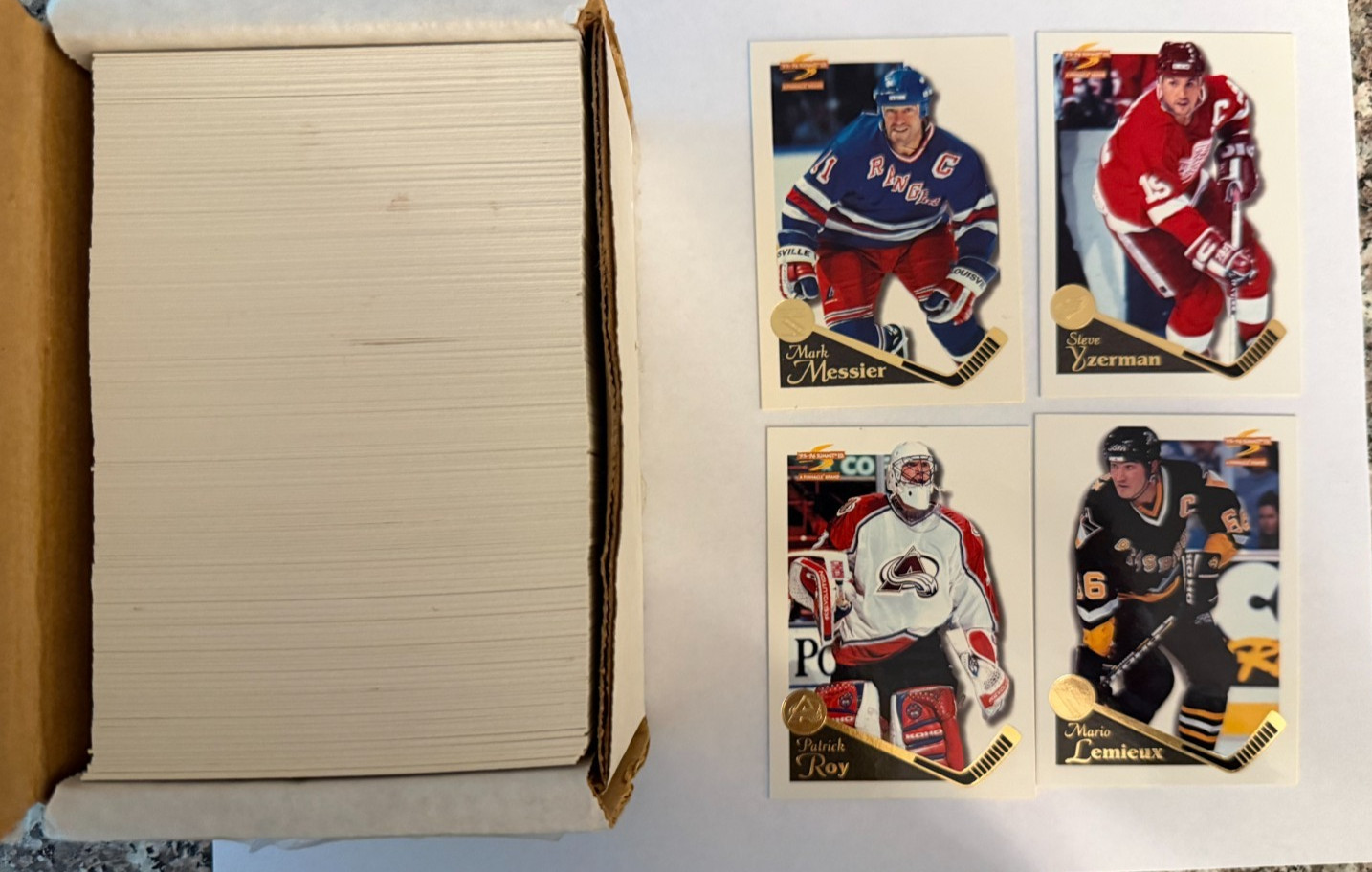 1995-96 PINNACLE SUMMIT HOCKEY 200 CARD SET COMPLETE 1995-96 PINNACLE SUMMIT HOCKEY 200 CARD SET COMPLETE