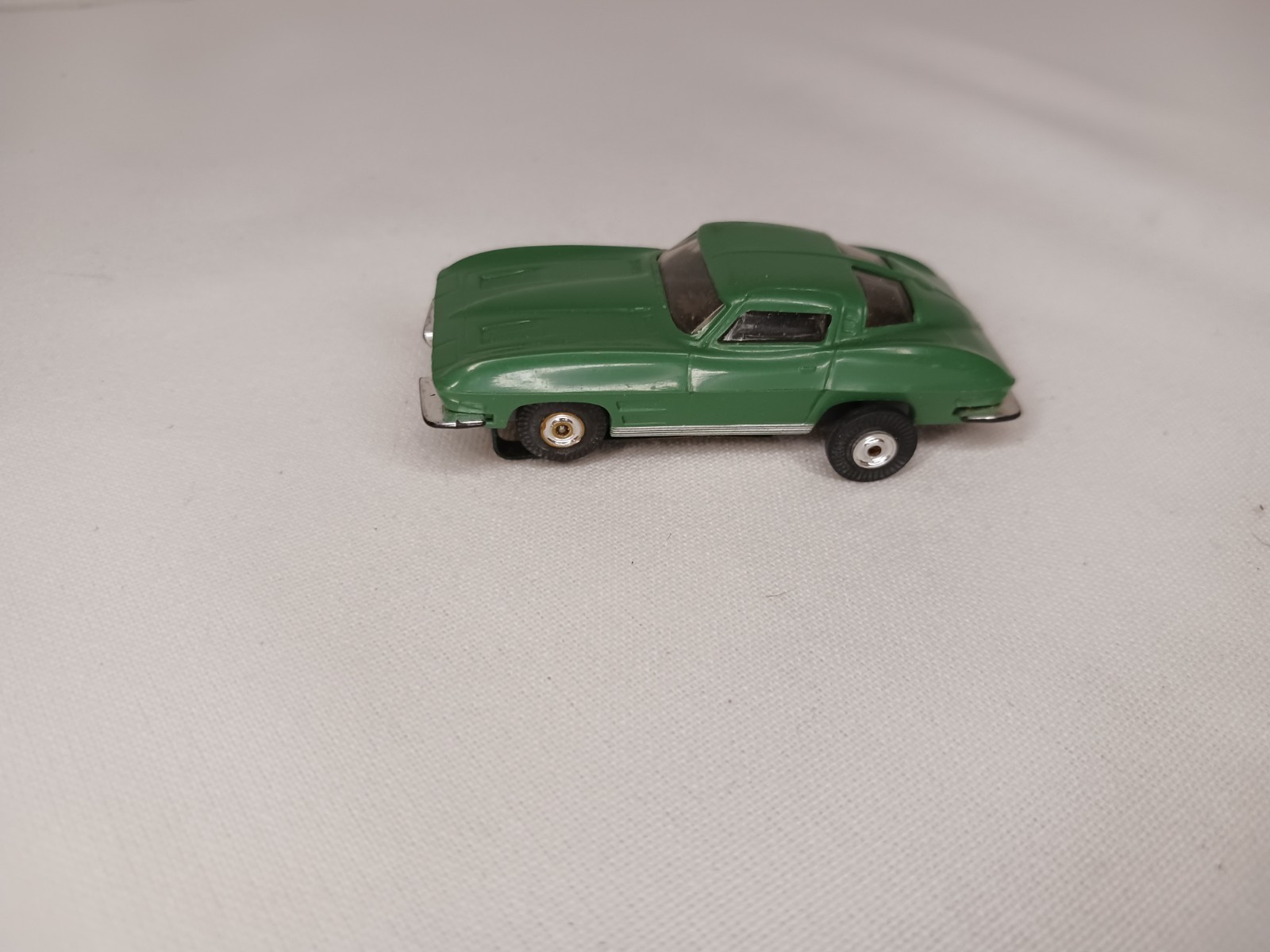 Aurora Tjet Thunderjet Ho Slot Car Green \'63 Chevy Corvette Stingray Aurora Tjet Thunderjet Ho Slot Car Green \'63 Chevy Corvette Stingray