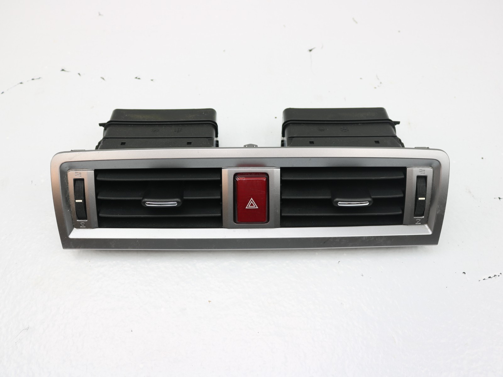 2015-2019 Subaru Outback OEM Dash Air Vent Trim Bezel Switch 66110AL00A