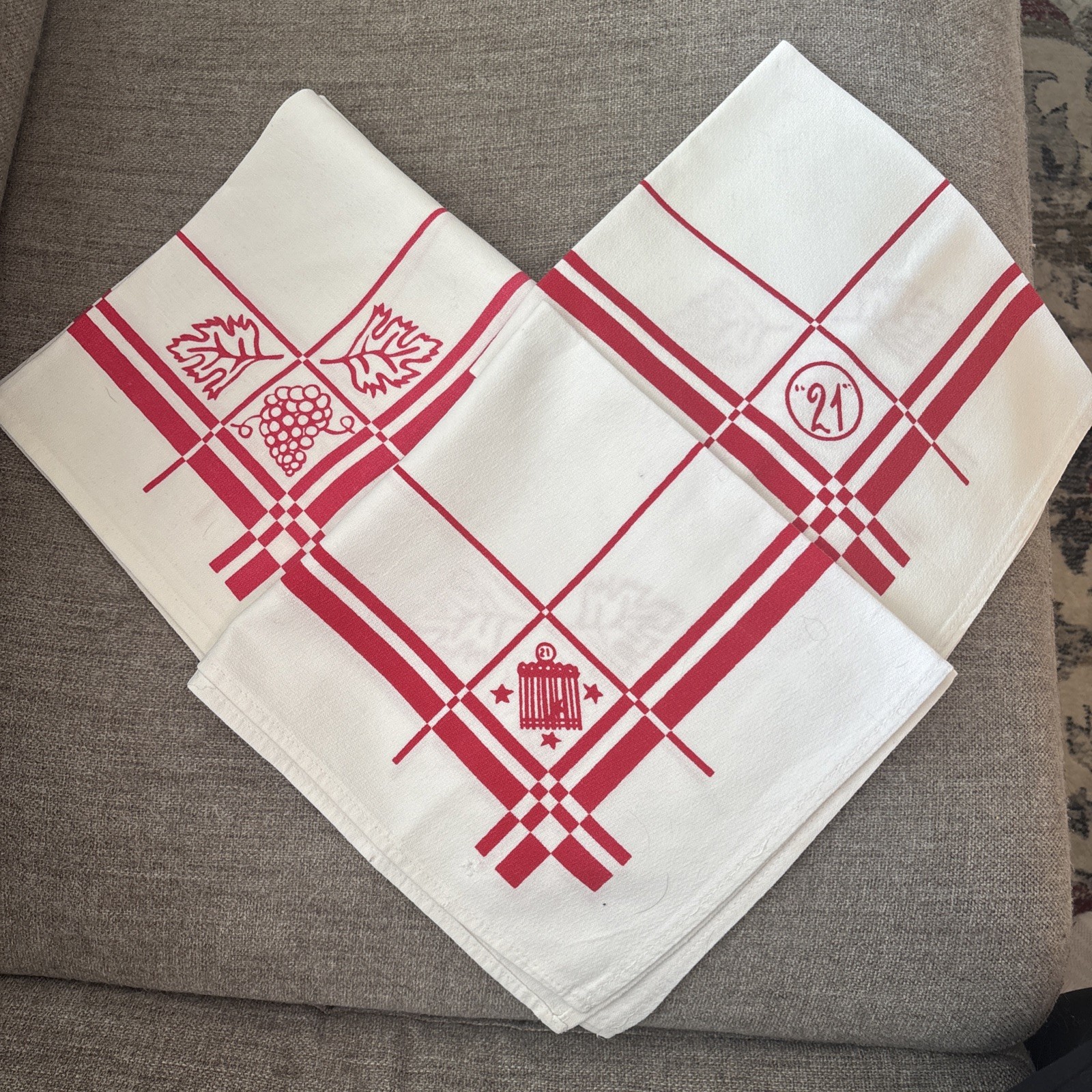 Vintage 21 Club New York Cloth Napkins Set Of 3 Vintage 21 Club New York Cloth Napkins Set Of 3