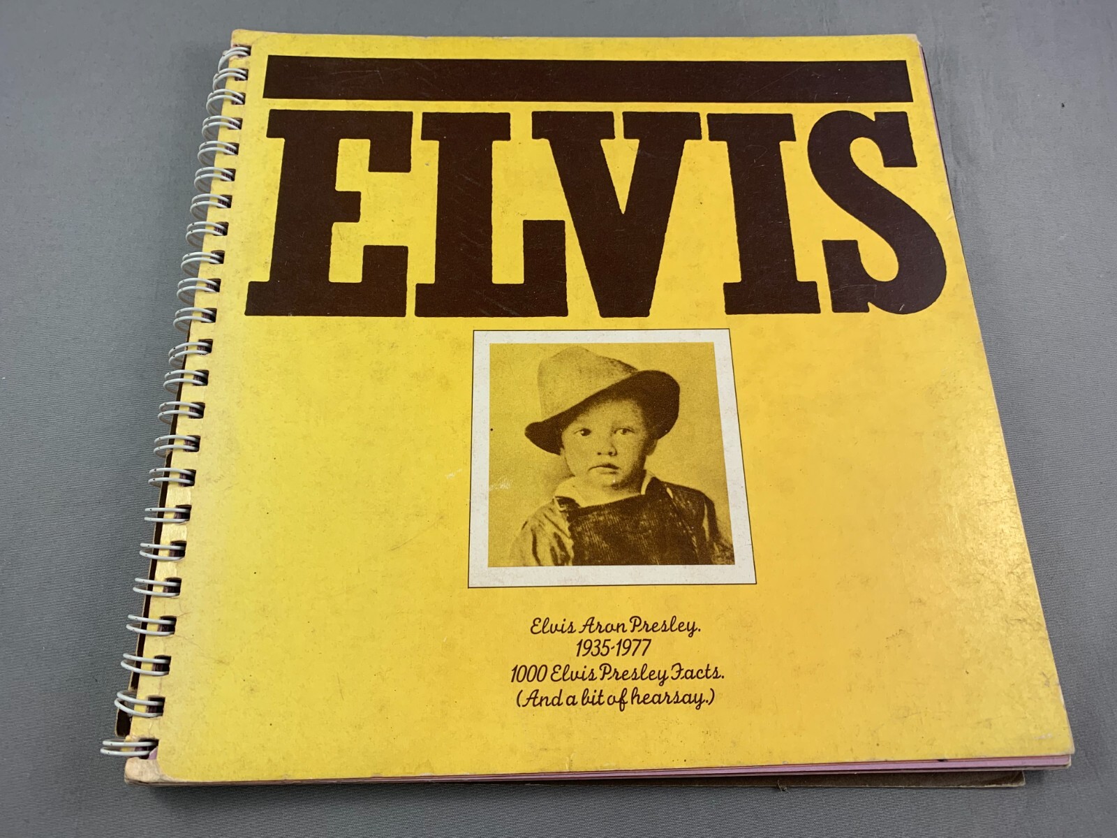 1000 ELVIS PRESLEY FACTS (AND A BIT OF A HEARSAY) BOOK 1935-1977