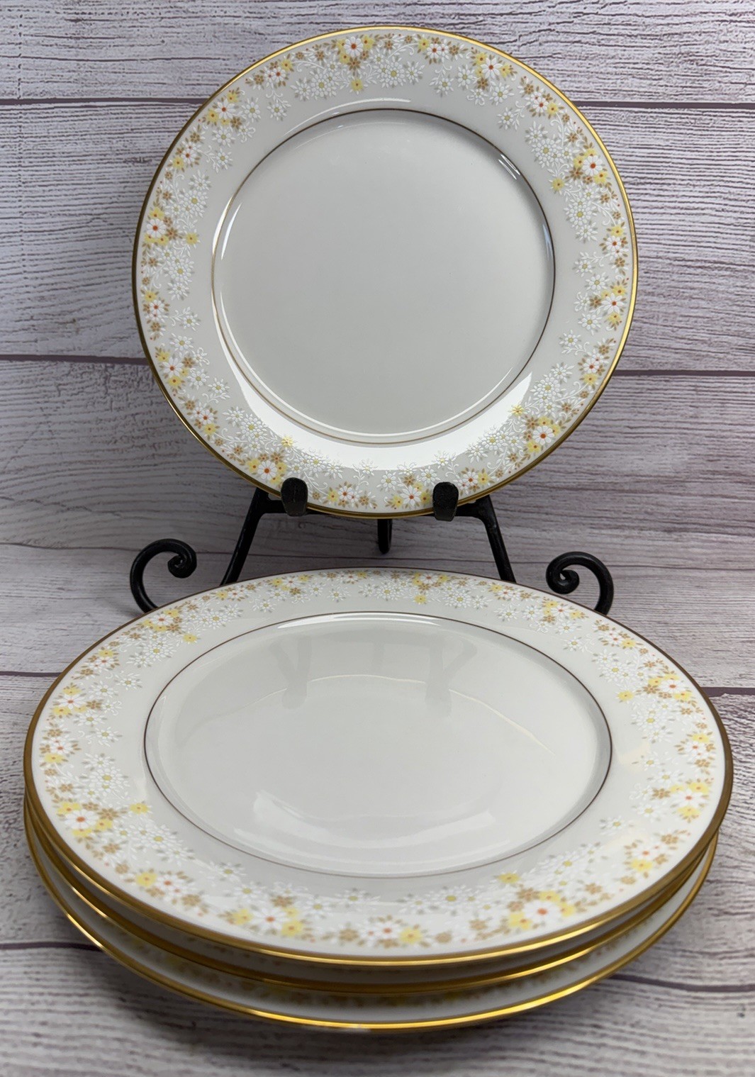 Set Of 4 Noritake Retired Fragrance 10 1/2\