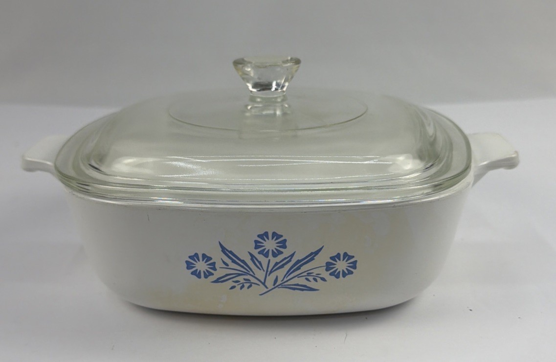 VTG Corning Ware Blue Cornflower 1 Qt Casserole Dish P-1-B Pyroceram Glass Lid VTG Corning Ware Blue Cornflower 1 Qt Casserole Dish P-1-B Pyroceram Glass Lid