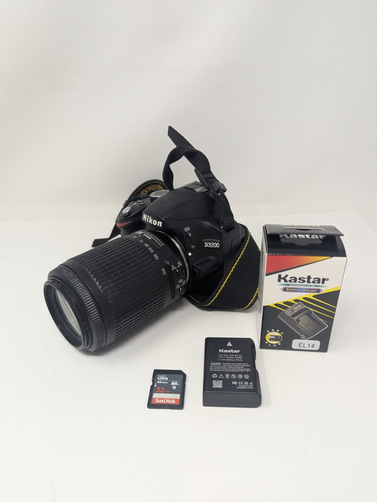 Nikon D3200 24.2 MP DSLR Camera with lens