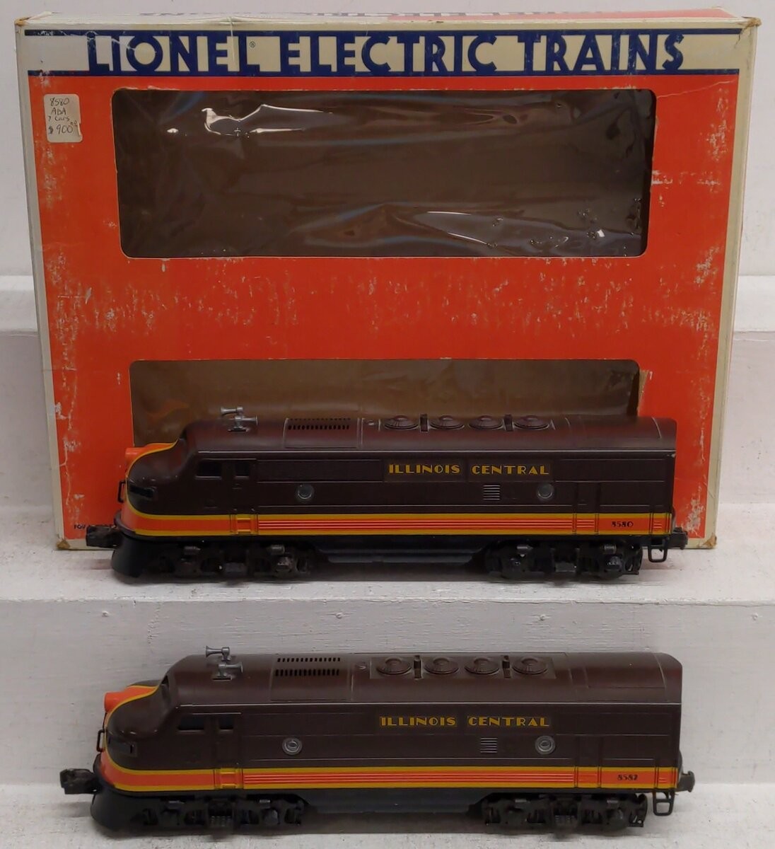 Lionel 6-8580 O Gauge Illinois Central F3 AA Diesel Locomotive Set EX/Box