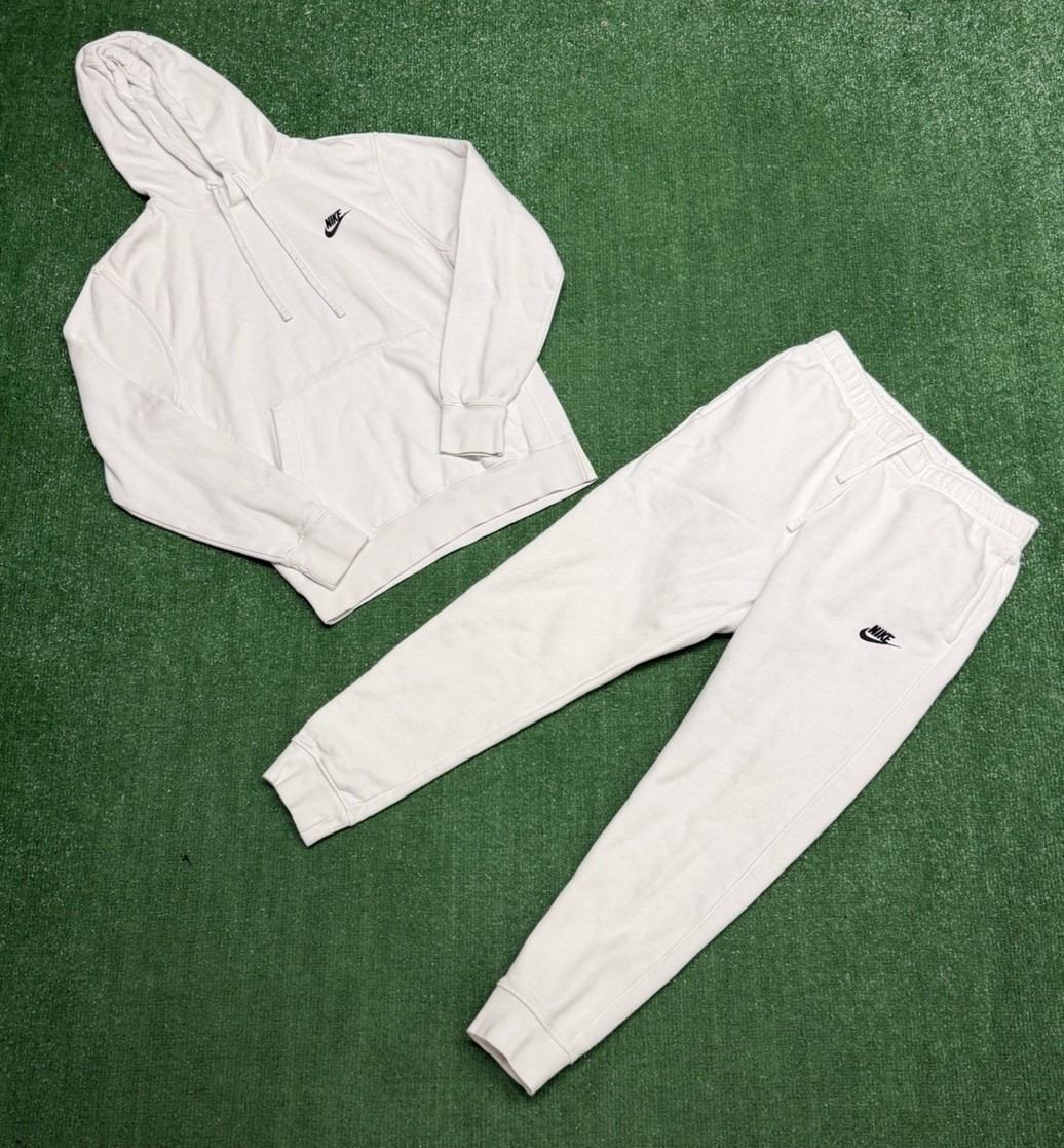 Nike Sportswear Club Fleece White Hoodie & Pants Set Size Small Medium Sweatsuit Nike Sportswear Club Fleece White Hoodie & Pants Set Size Small Medium Sweatsuit