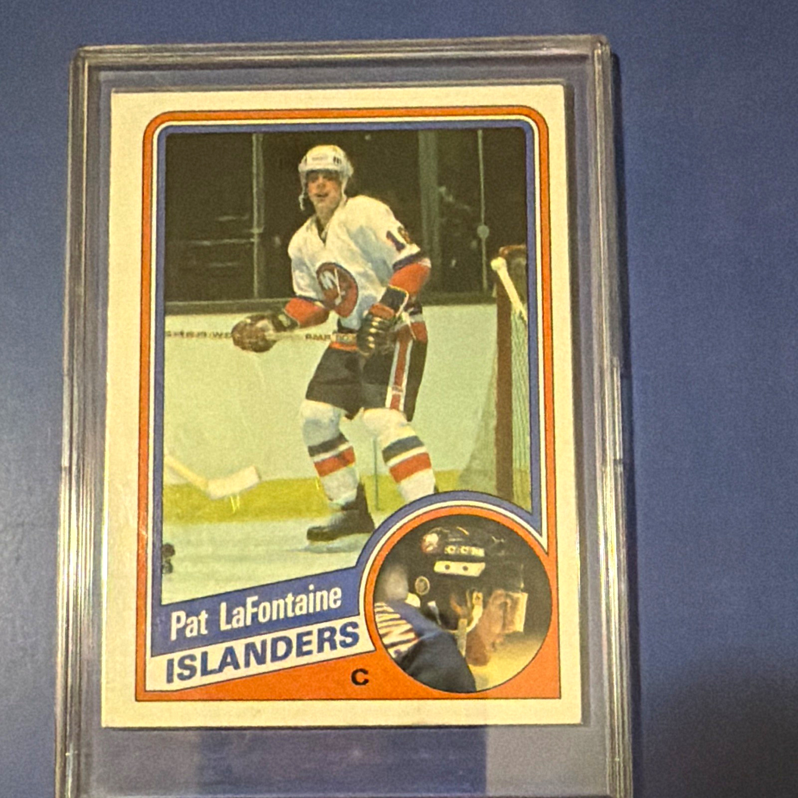 Topps 1984-85 Pat LaFontaine #96 New York Islanders NHL Hockey Card Vintage