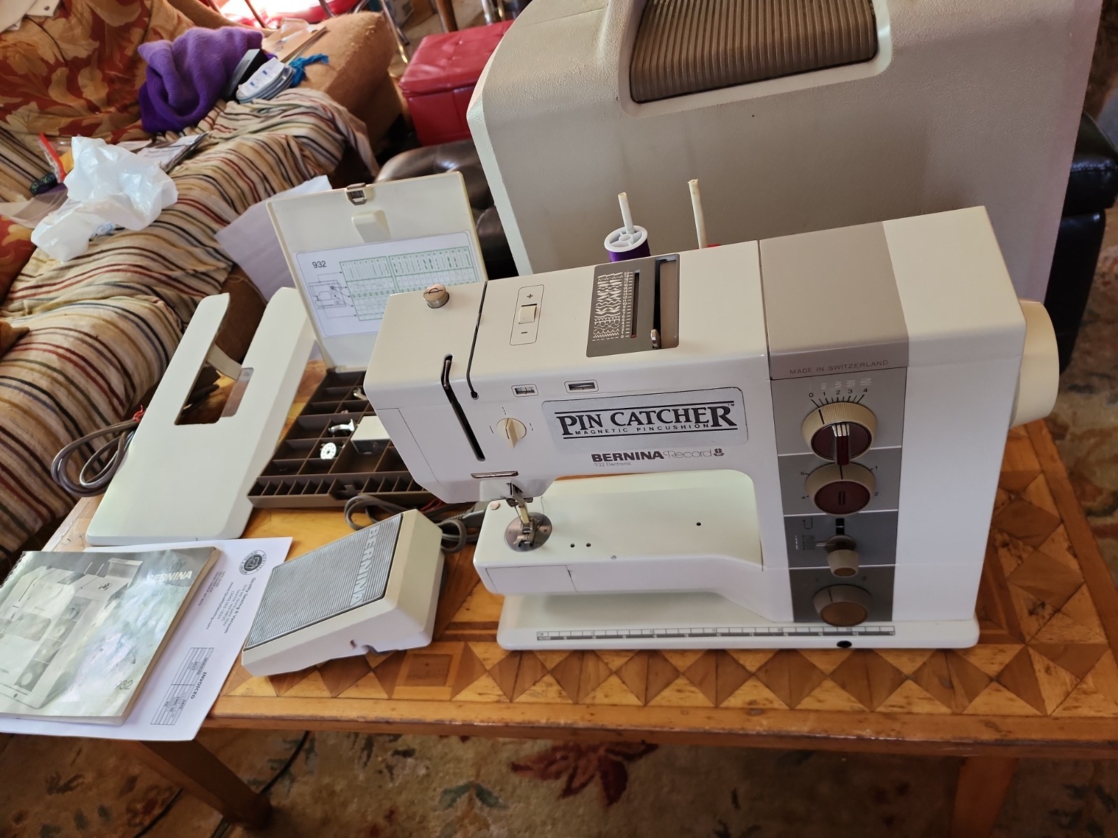 Bernina Record 932 Recently Serviced+ With Manual, Feet In Box